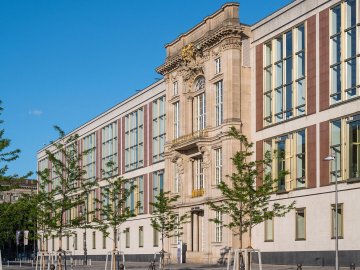 Front of ESMT Berlin building. This is a photo of the front of the ESMT Berlin building.